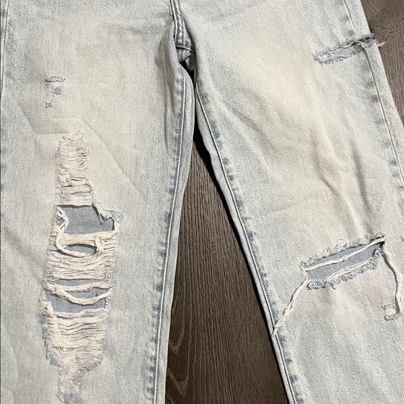 Altar’d State High Rise Distressed Straight Leg Jeans Size 24 - Picture 3 of 9